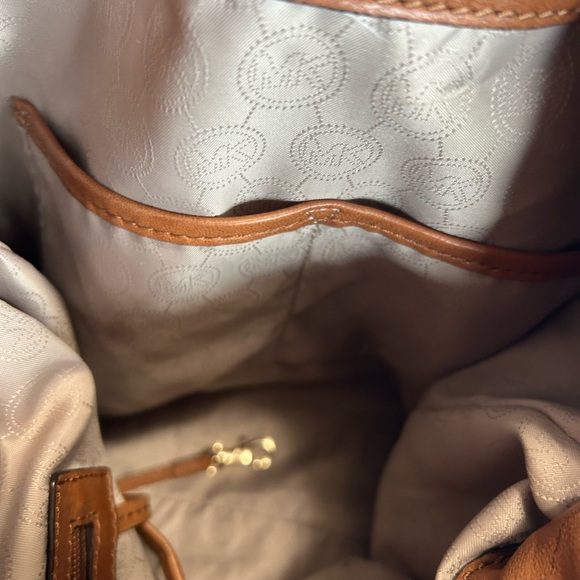 Authentic Michael Kors bag - Picture 4 of 15